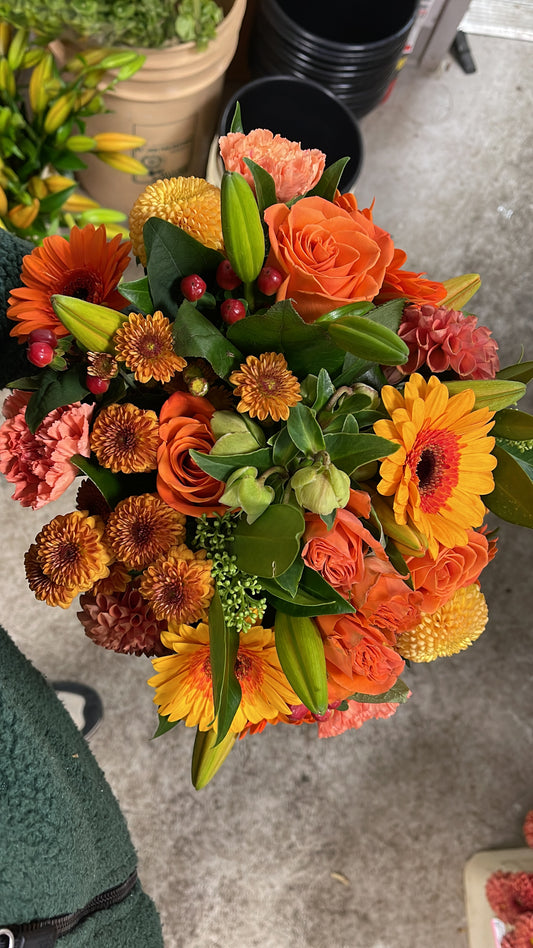 Seasonal Cut Bouquet